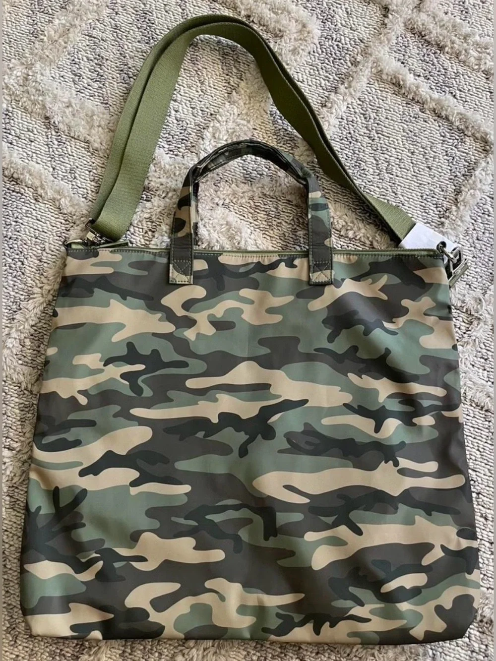 •NWT• Victoria's Secret Pink Camo XL Nylon Cargo Tote Bag Crossbody
